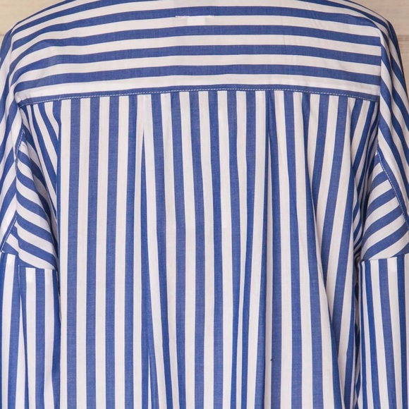 🔥🔥SOLD🔥🔥 Striped Shirt - Picture 4 of 6
